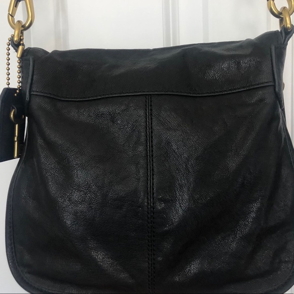 Black Fossil Crossbody with adjustable strap! - Picture 4 of 6